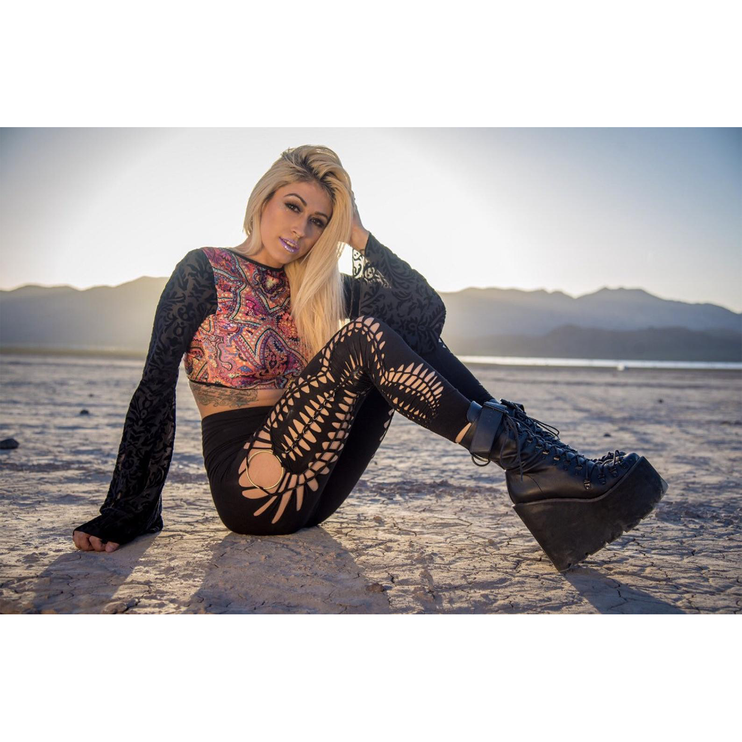 Desert Dweller Slit Weave Leggings