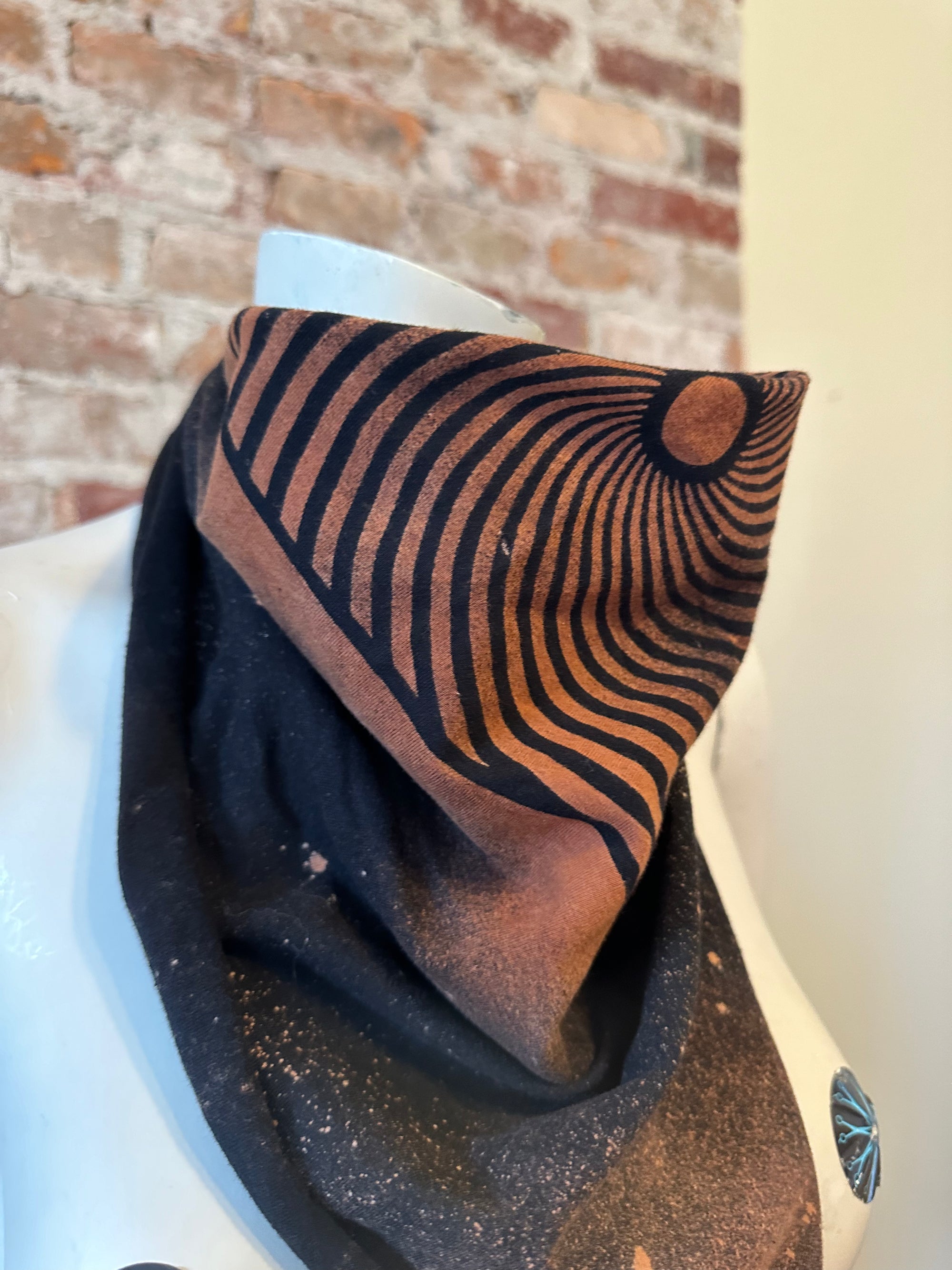 Swirl Illusion Bleach Dyed Shifter Bandana