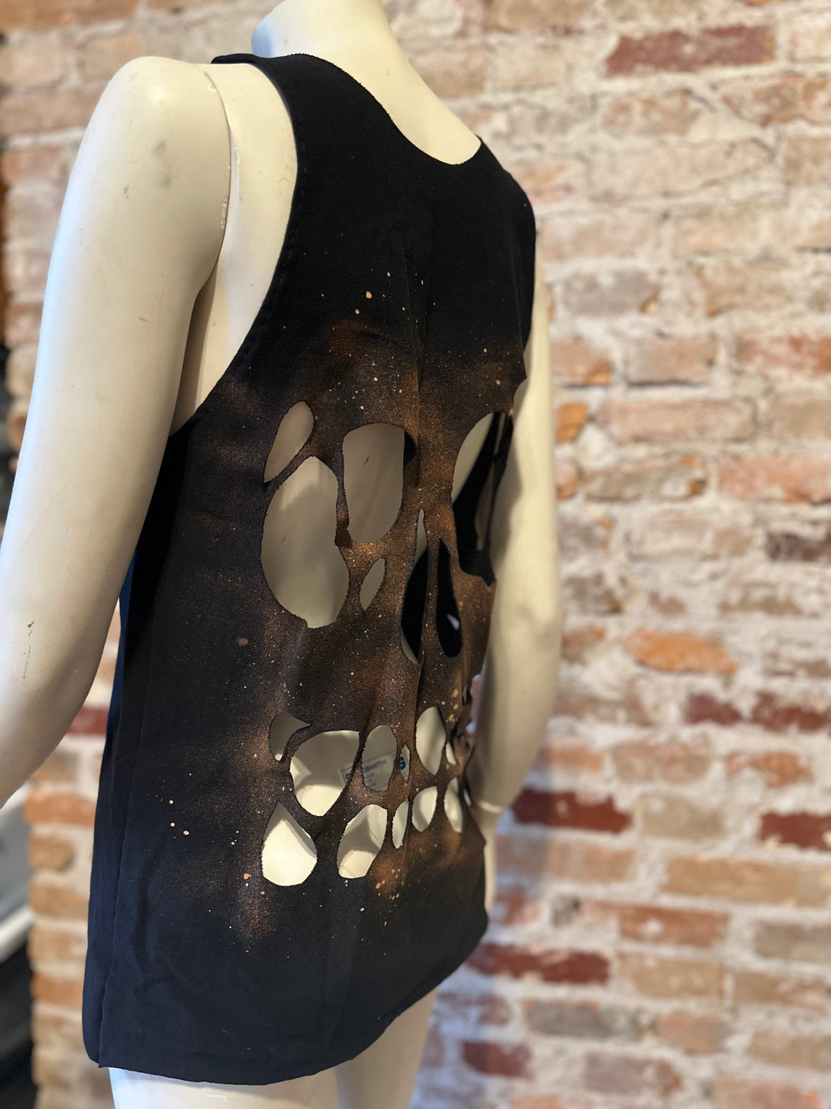 Skull Illusion Bleached Cutout Tank
