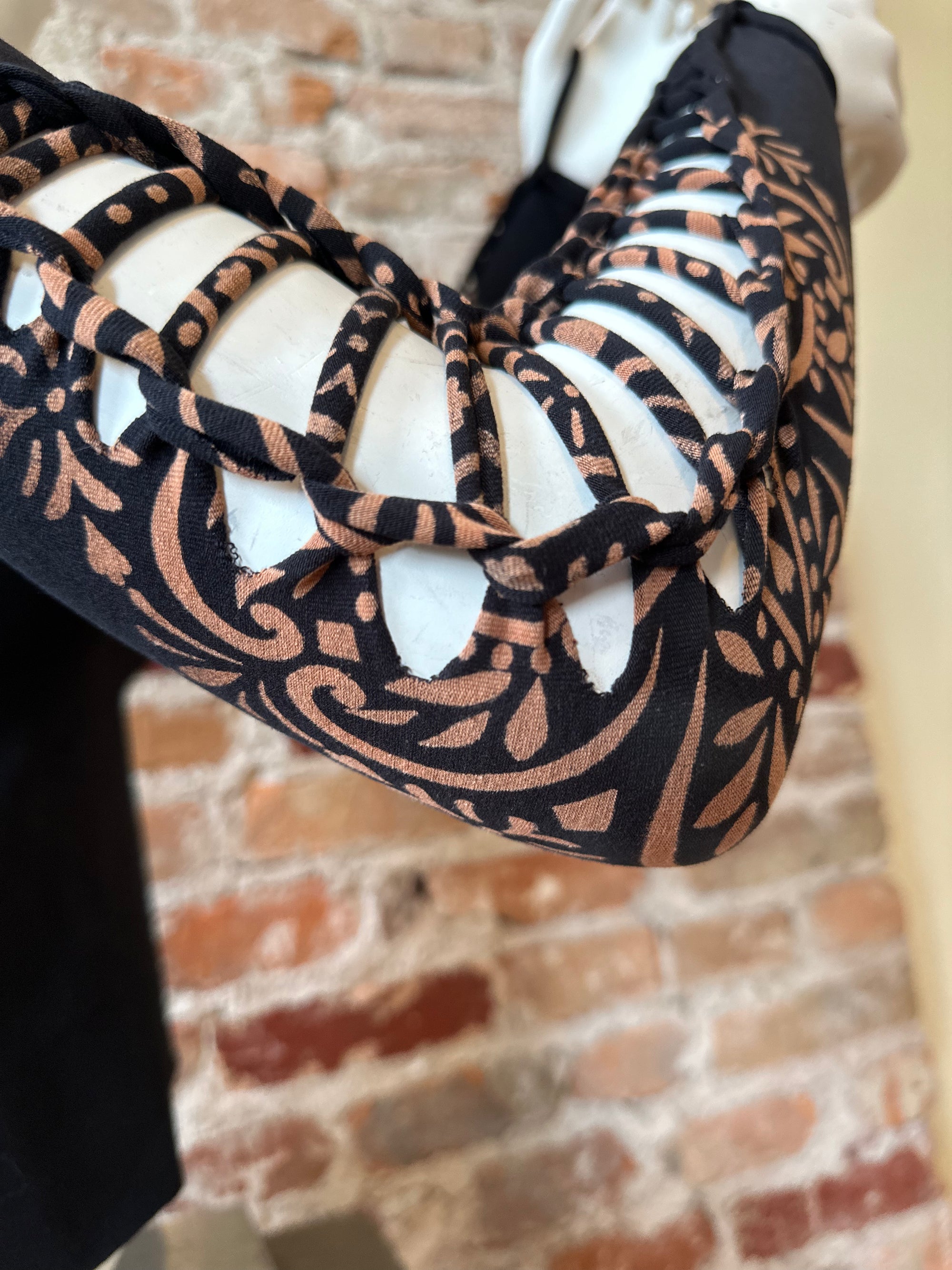 Mandala Bloom Bleached Gauntlets
