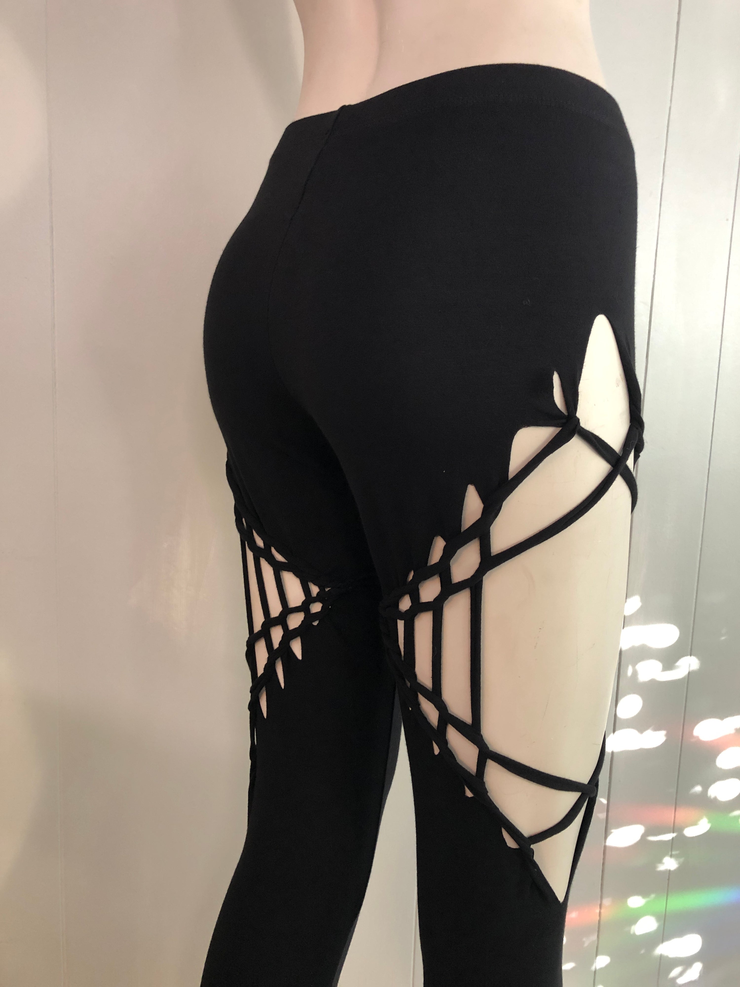 Slit Weave Open Thigh Leggings
